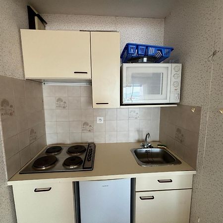 Les Sables-dʼOlonne Appartement T2 Avec Balcon Et Vue Mer, 1Er Etage, Ascenseur, Tv, Cuisine Equipee - Fr-1-197-466 מראה חיצוני תמונה