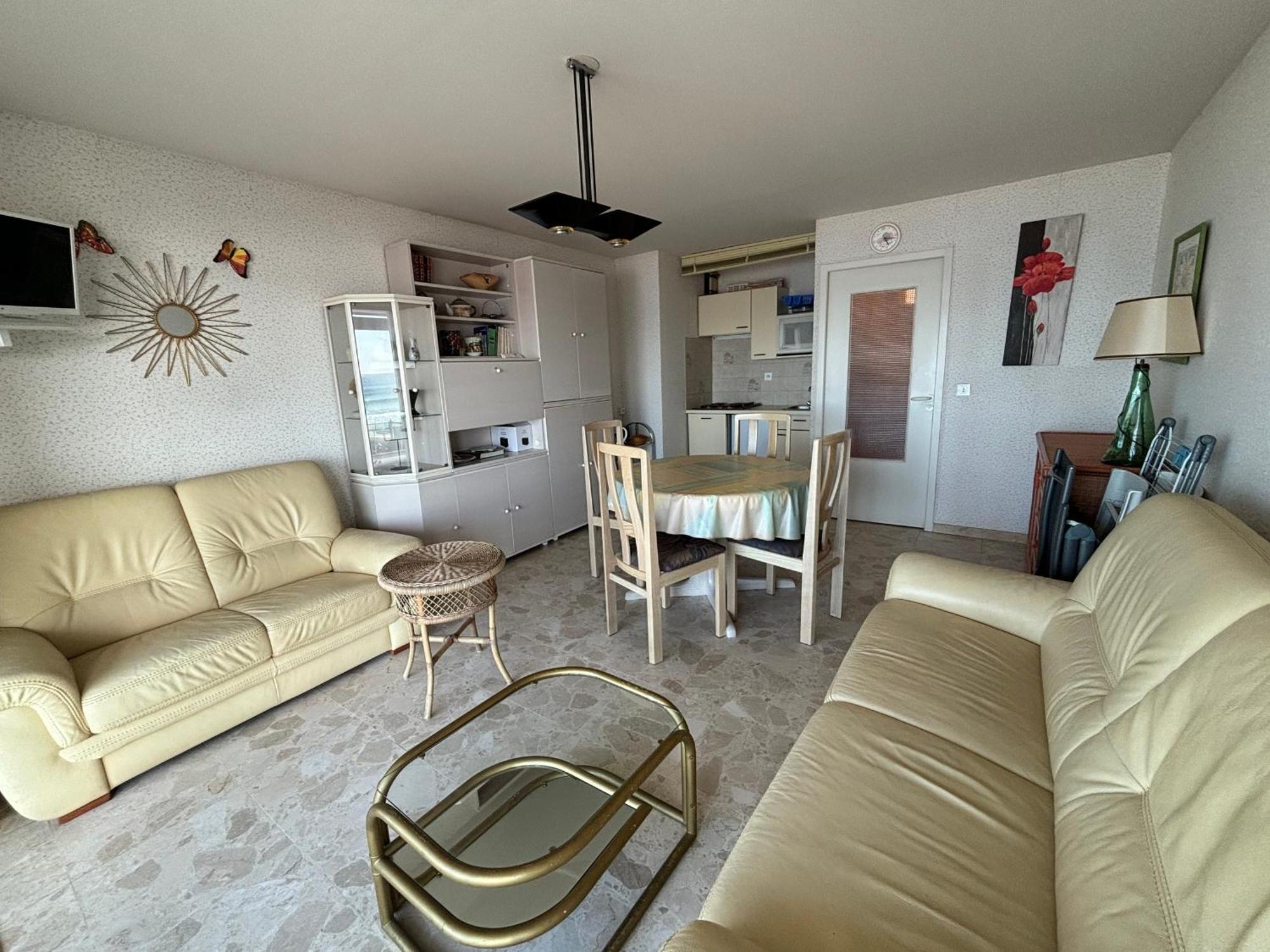 Les Sables-dʼOlonne Appartement T2 Avec Balcon Et Vue Mer, 1Er Etage, Ascenseur, Tv, Cuisine Equipee - Fr-1-197-466 מראה חיצוני תמונה